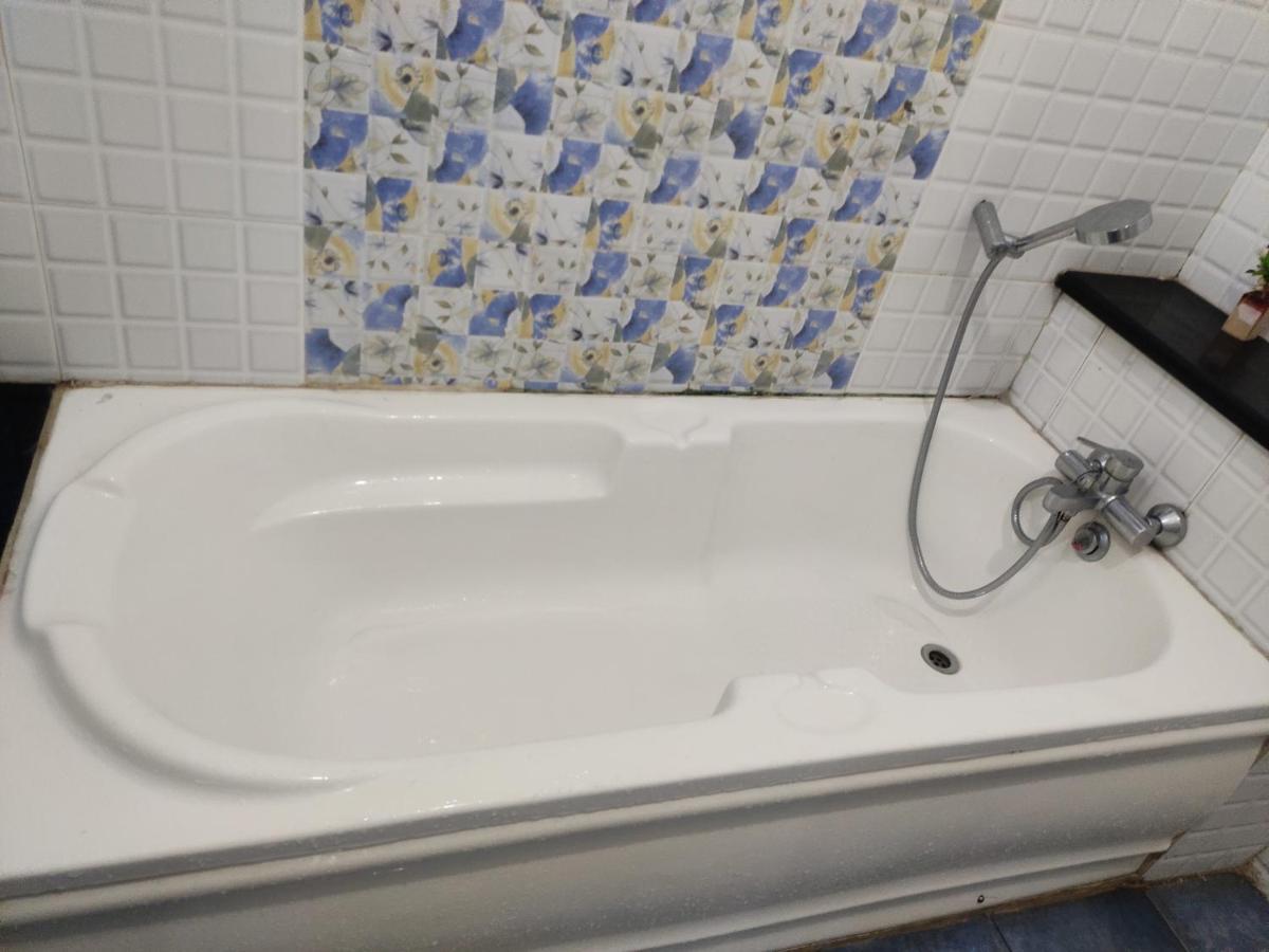 Subasree Cottage Tirunallar Экстерьер фото